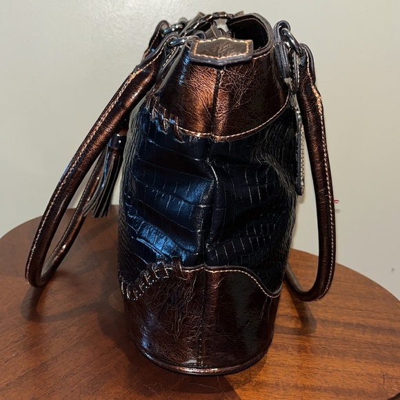 MC Marc Chantal  croc embossed /hi gloss patent leather shoulder bag Bk/Brn NWOT - Picture 12 of 17